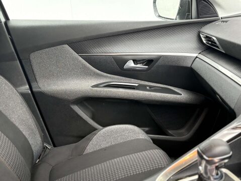 Peugeot 5008 1.5 5008 Active Premium Blue HDi S/S 5dr 26