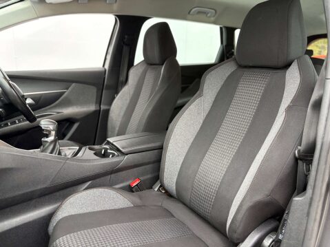 Peugeot 5008 1.5 5008 Active Premium Blue HDi S/S 5dr 61