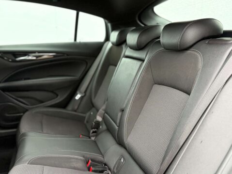 Vauxhall Insignia 1.5 Insignia SRi VX-Line Nav T Auto 5dr 69