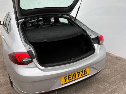 Vauxhall Insignia 1.5 Insignia SRi VX-Line Nav T Auto 5dr 63