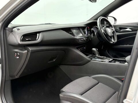 Vauxhall Insignia 1.5 Insignia SRi VX-Line Nav T Auto 5dr 71