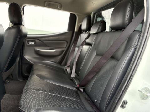 Mitsubishi L200 2.4 L200 Warrior Double Cab DI-D Auto 4WD 5dr 49