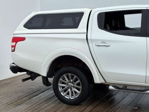 Mitsubishi L200 2.4 L200 Warrior Double Cab DI-D Auto 4WD 5dr 11