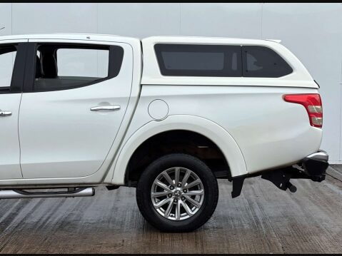 Mitsubishi L200 2.4 L200 Warrior Double Cab DI-D Auto 4WD 5dr 48