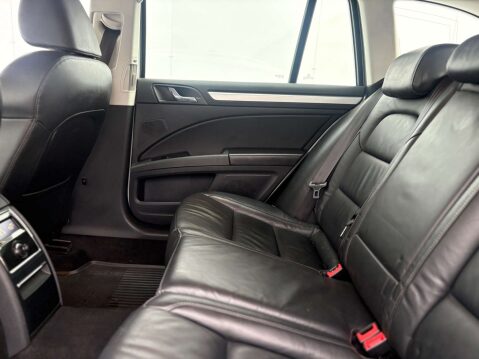 Skoda Superb 2.0 Superb Elegance TDI CR Semi-Auto 5dr 47