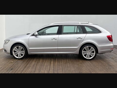 Skoda Superb 2.0 Superb Elegance TDI CR Semi-Auto 5dr 40