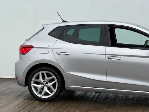 SEAT Ibiza 1.0 Ibiza FR MPI 5dr 9