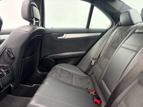 Mercedes-Benz C Class 2.1 C220 AMG Sport Edition Premium+ CDi Auto 4dr 57