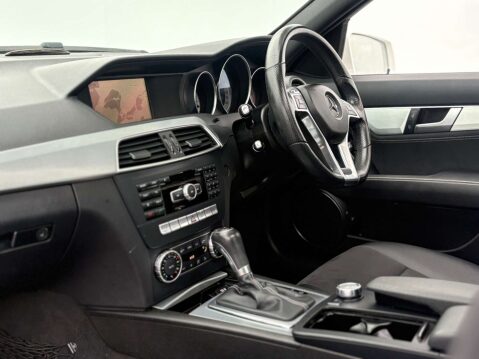 Mercedes-Benz C Class 2.1 C220 AMG Sport Edition Premium+ CDi Auto 4dr 63