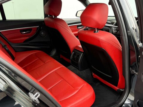 BMW 3 Series 3.0 330d M Sport Auto 4dr 14