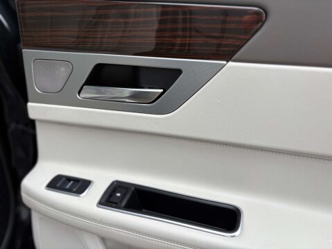 Jaguar XF 2.0 XF Portfolio D AWD Auto 4WD 5dr 23