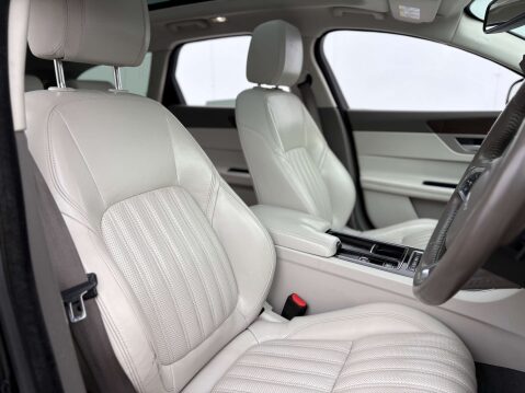 Jaguar XF 2.0 XF Portfolio D AWD Auto 4WD 5dr 13