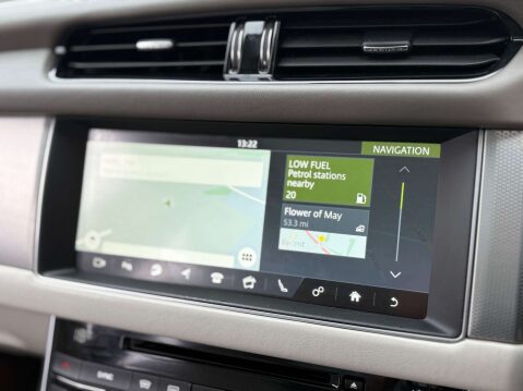 Jaguar XF 2.0 XF Portfolio D AWD Auto 4WD 5dr 55