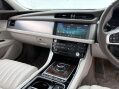 Jaguar XF 2.0 XF Portfolio D AWD Auto 4WD 5dr 39