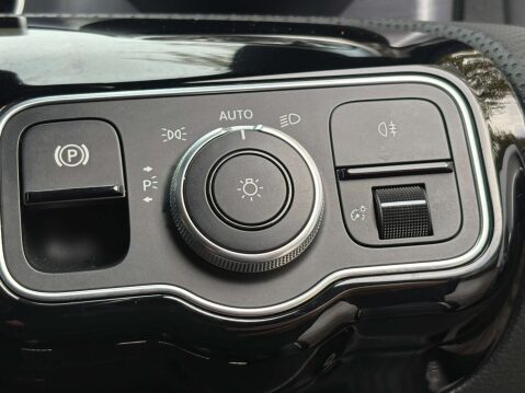 Mercedes-Benz CLA Class 2.0 CLA 220 AMG Line Premium D Auto 4dr 42