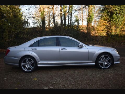 Mercedes-Benz S Class 3.0 S350L CDI V6 BlueEfficiency Saloon 4dr Diesel G-Tronic Euro 4 (235 ps) 3