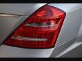 Mercedes-Benz S Class 3.0 S350L CDI V6 BlueEfficiency Saloon 4dr Diesel G-Tronic Euro 4 (235 ps) 16