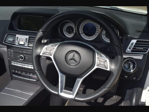 Mercedes-Benz E Class 2.1 E220d AMG Line Edition Cabriolet 2dr Diesel G-Tronic+ Euro 6 (s/s) (177 10