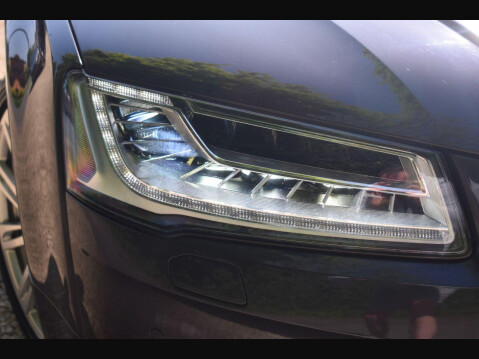 Audi A8 3.0 TDI V6 SE Executive Saloon 4dr Diesel Tiptronic quattro Euro 6 (s/s) LW 14