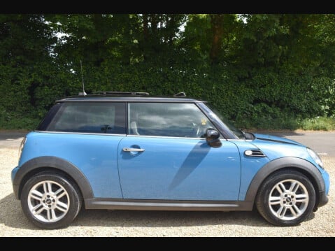 Mini Hatch 1.6 Cooper Hatchback 3dr Petrol Auto Euro 6 (122 ps) 3