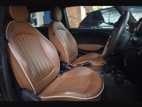 Mini Hatch 1.6 Cooper Mayfair Hatchback 3dr Petrol Manual Euro 4 (120 ps) 6