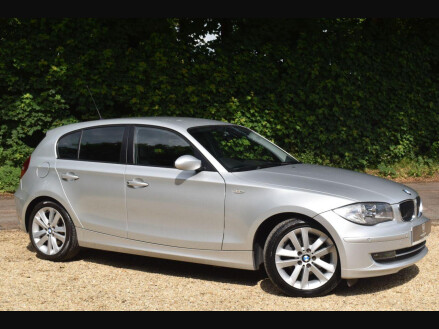 BMW 1 Series 2.0 120d SE Hatchback 5dr Diesel Steptronic Euro 4 (177 ps)