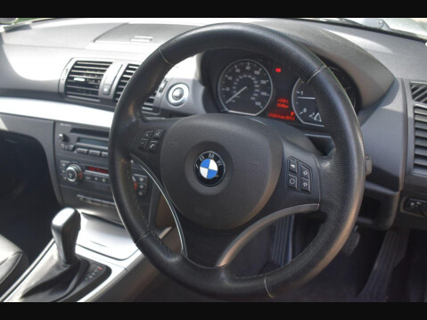 BMW 1 Series 2.0 120d SE Hatchback 5dr Diesel Steptronic Euro 4 (177 ps) 19