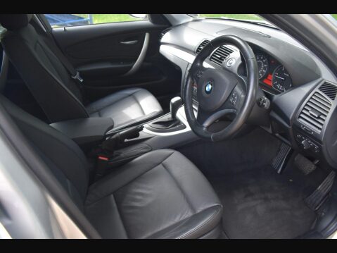BMW 1 Series 2.0 120d SE Hatchback 5dr Diesel Steptronic Euro 4 (177 ps) 4