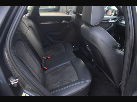 Audi Q3 1.4 TFSI CoD Black Edition SUV 5dr Petrol S Tronic Euro 6 (s/s) (150 ps) 12