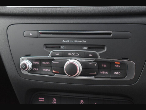 Audi Q3 1.4 TFSI CoD Black Edition SUV 5dr Petrol S Tronic Euro 6 (s/s) (150 ps) 22