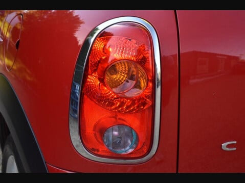 Mini Countryman 1.6 Cooper SUV 5dr Petrol Auto Euro 6 (122 ps) 17