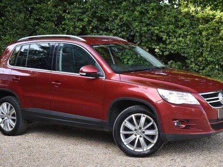 Volkswagen Tiguan 2.0 TDI Sport SUV 5dr Diesel Manual 4WD Euro 4 (140 ps)
