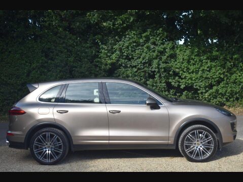 Porsche Cayenne 3.0 TD V6 SUV 5dr Diesel TiptronicS 4WD Euro 6 (s/s) (262 ps) 3