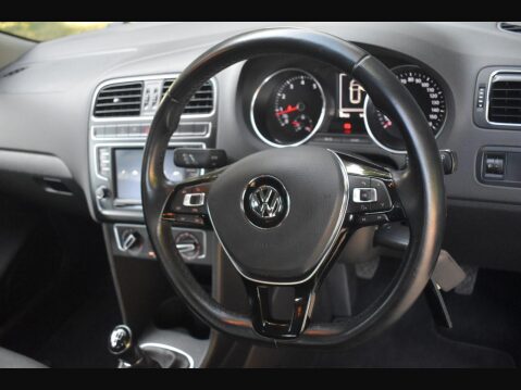 Volkswagen Polo 1.2 TSI BlueMotion Tech SE Hatchback 5dr Petrol Manual Euro 6 (s/s) (90 ps) 12