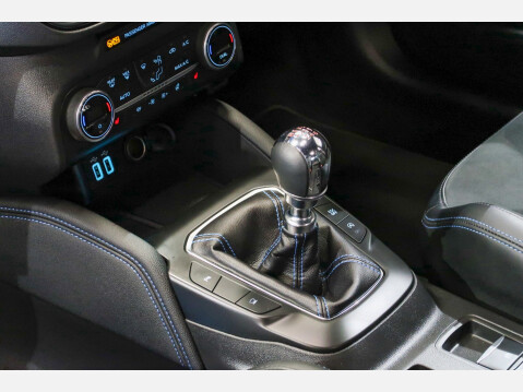 Ford Focus ST EDITION 32
