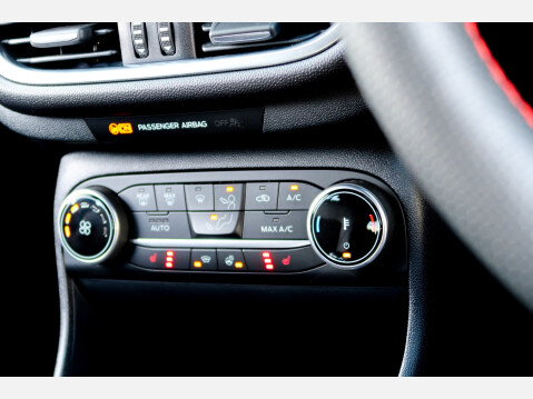 Ford Fiesta ST-LINE X EDITION MHEV 5