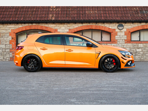 Renault Megane RENAULTSPORT TROPHY 12