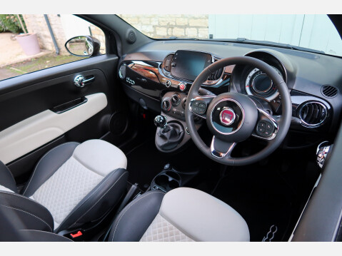 Fiat 500 DOLCEVITA MHEV 3
