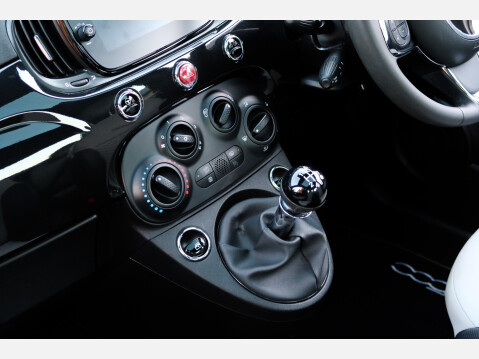 Fiat 500 DOLCEVITA MHEV 27