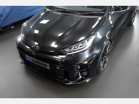 Toyota Yaris GR-Y CIRCUIT 18