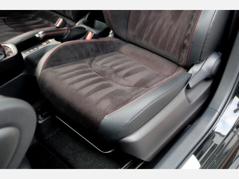 Toyota Yaris GR-Y CIRCUIT 38