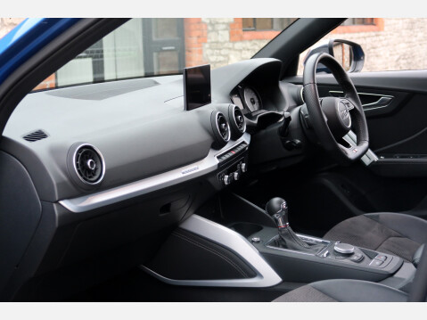 Audi Q2 SQ2 TFSI QUATTRO 25