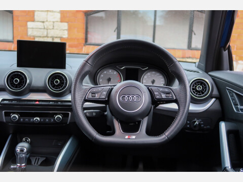 Audi Q2 SQ2 TFSI QUATTRO 32