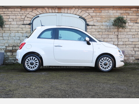 Fiat 500 DOLCEVITA MHEV 7