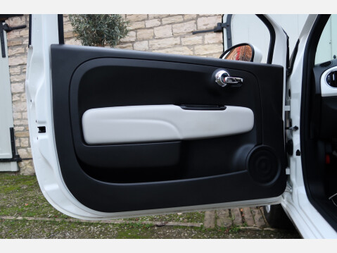 Fiat 500 DOLCEVITA MHEV 29