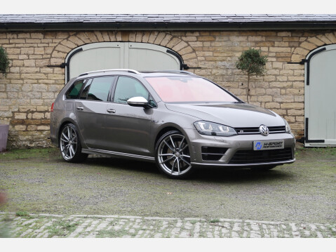 Volkswagen Golf R TSI DSG 9