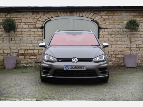 Volkswagen Golf R TSI DSG 14