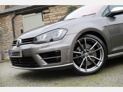 Volkswagen Golf R TSI DSG 17