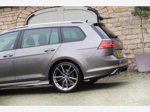 Volkswagen Golf R TSI DSG 19