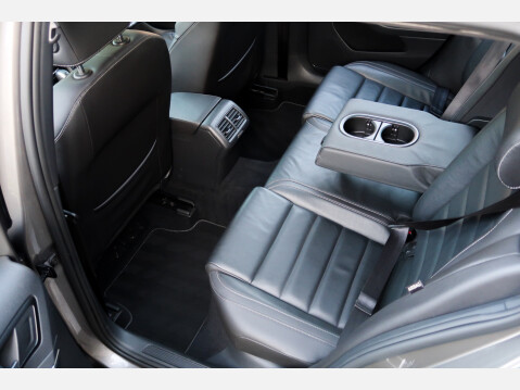 Volkswagen Golf R TSI DSG 28